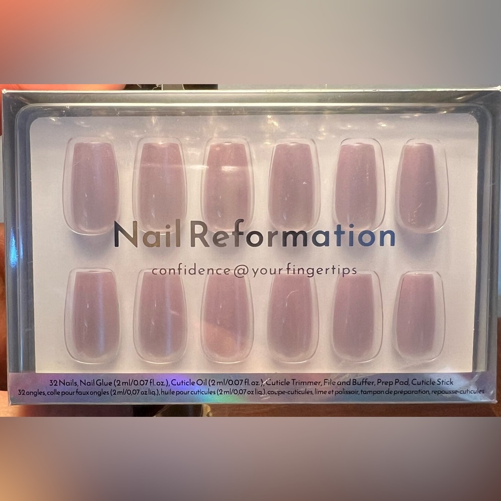 NWT Reformation Nail Short Coffin Spring Dusty Rose Press-On Nails